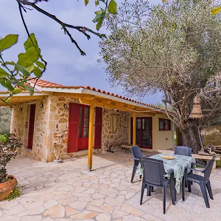 Dreamy Stone House Hébergement de vacances Pesádha