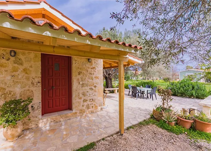 Dreamy Stone House Holiday home Pesadha